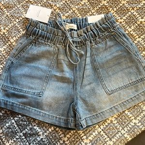 Kancan denim shorts